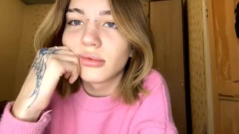 hsiuscherich online show from 12-04-25, 12:36