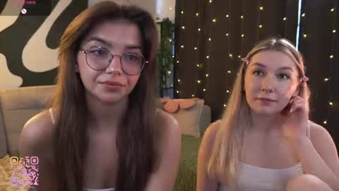 Snapshot of huba_booba chatting on 06-26-26, 07:24 Diane online show from 06-26-26, 07:24