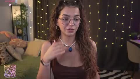 Snapshot of huba_booba chatting on 07-13-26, 10:18 Diane online show from 07-13-26, 10:18