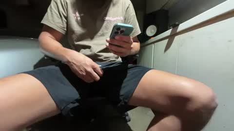 hueman69 online show from 08-10-26, 06:06