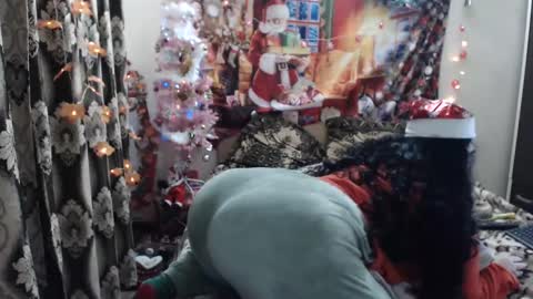 hugeassdevil online show from 12-28-24, 11:37