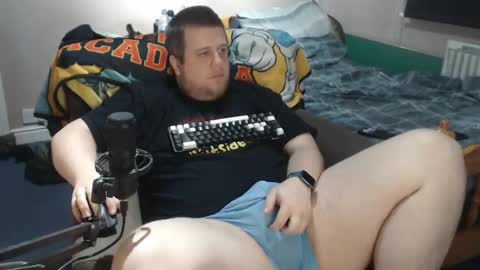 Snapshot of hugechris30 chatting on 01-05-25, 12:20 Hugechris online show from 01-05-25, 12:20