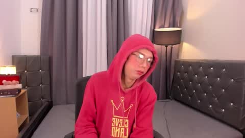 Snapshot of hugecock_pretty714250 chatting on 12-14-25, 11:42 hugecock_pretty714250 online show from 12-14-25, 11:42