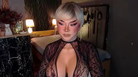 Christine online show from 09-12-25, 08:36