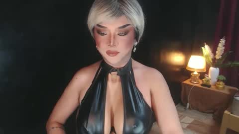 Snapshot of hugecockchristine chatting on 05-24-26, 01:49 Christine online show from 05-24-26, 01:49