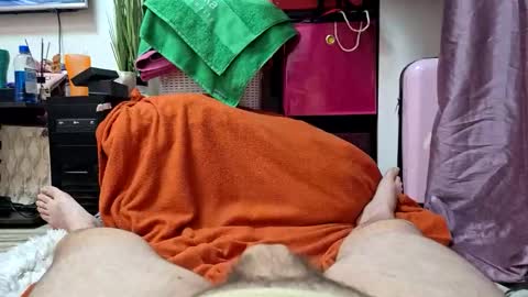 hugedick2469 online show from 12-09-24, 02:56