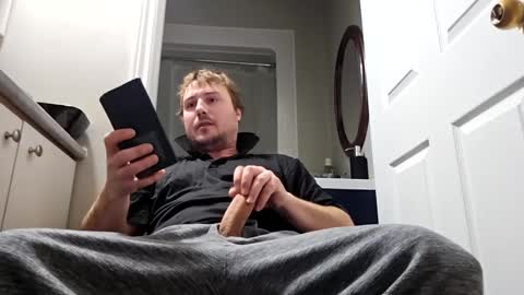 Snapshot of hugeselffacial chatting on 03-09-25, 06:11 Huge mega monster Cumsplash online show from 03-09-25, 06:11