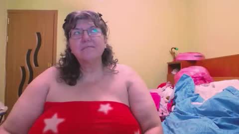 HugeTitsXXX online show from 10-14-25, 12:11