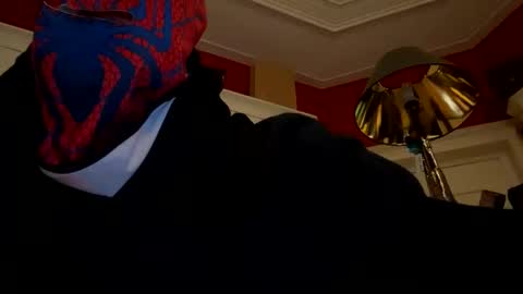 hugewhitecockboy online show from 01-01-25, 10:56