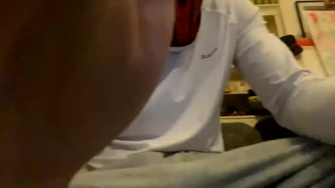 hugewhitecockboy online show from 11-20-25, 10:37