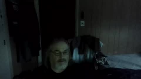 Snapshot of huggybear566 chatting on 06-10-26, 11:53 lonely huggy bear online show from 06-10-26, 11:53