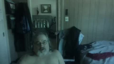 Snapshot of huggybear566 chatting on 06-17-26, 02:07 lonely huggy bear online show from 06-17-26, 02:07