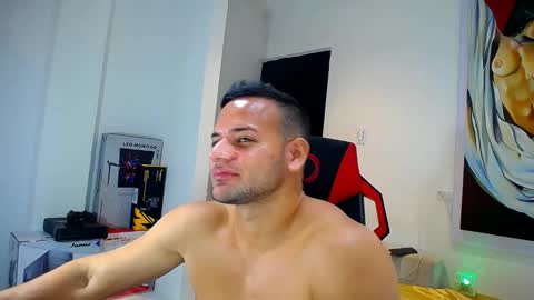 hugo19cm online show from 11-22-25, 05:06