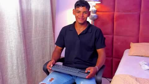 Hugo Cano online show from 10-11-25, 09:46