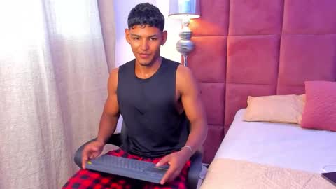 Hugo Cano online show from 10-12-25, 08:19