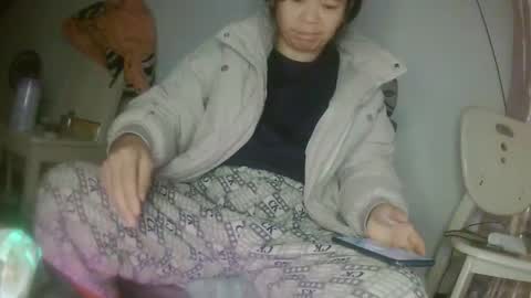 hujiajia520321431 online show from 02-08-26, 09:07