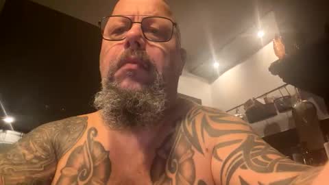 hukjisda online show from 11-28-25, 06:49