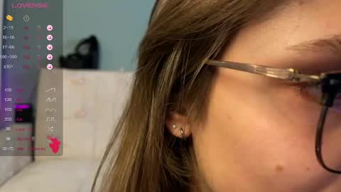 Snapshot of humblejess chatting on 04-29-26, 05:30 Jess online show from 04-29-26, 05:30