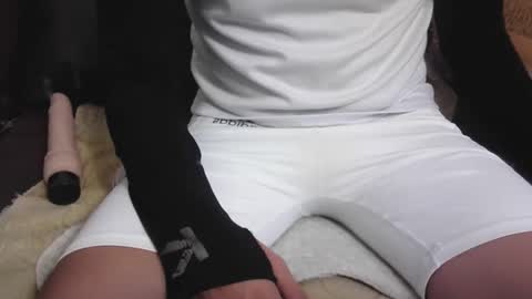 Snapshot of humo_sucio2703 chatting on 10-19-25, 08:04 humo_sucio2703 online show from 10-19-25, 08:04