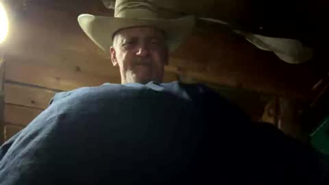 Snapshot of hung34u chatting on 06-25-26, 06:07 hung34u online show from 06-25-26, 06:07