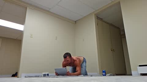 Snapshot of hunganhorny88 chatting on 05-05-26, 04:53 hunganhorny88 online show from 05-05-26, 04:53