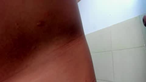 Snapshot of hungasiangirl chatting on 12-16-25, 03:00 help me make 25000 tokens for my mother HEARING aid online show from 12-16-25, 03:00