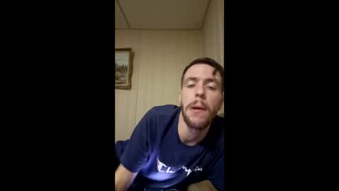 Snapshot of hungasl chatting on 12-22-25, 07:11 hungasl online show from 12-22-25, 07:11