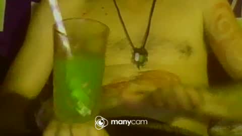 Snapshot of hungc2c420 chatting on 12-19-24, 02:57 hung420boner online show from 12-19-24, 02:57