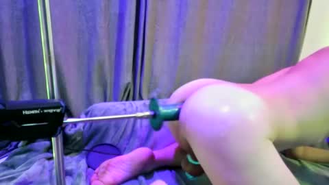 Greedybttm online show from 09-24-25, 05:11