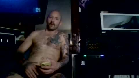 Snapshot of hungherowithoutacape chatting on 06-23-26, 06:33 hungherowithoutacape online show from 06-23-26, 06:33