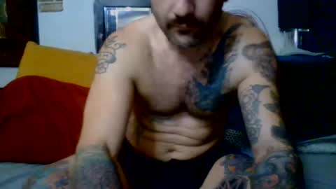Snapshot of hungherowithoutacape chatting on 06-26-26, 07:02 hungherowithoutacape online show from 06-26-26, 07:02