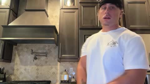 hungkingg22 online show from 10-01-25, 03:51