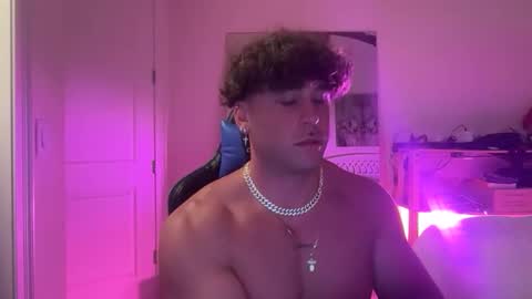 Snapshot of hungkingg22 chatting on 02-07-26, 04:38 hungkingg22 online show from 02-07-26, 04:38