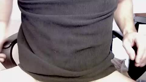 Snapshot of hungnuncutboy chatting on 02-07-25, 05:29 hungnuncutboy online show from 02-07-25, 05:29