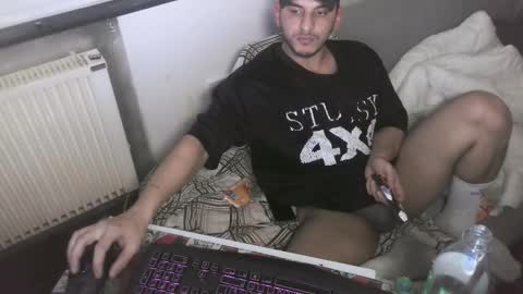 LittleDevilXo1999 online show from 12-22-25, 05:54