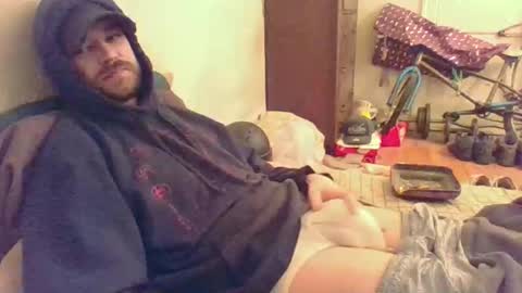 Snapshot of hungsubbb chatting on 11-23-25, 03:39 Boi online show from 11-23-25, 03:39