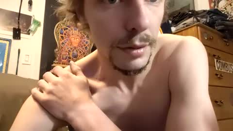 Snapshot of hungtxcock92 chatting on 01-26-25, 11:17 hungtxcock92 online show from 01-26-25, 11:17