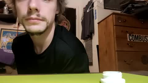 Snapshot of hungtxcock92 chatting on 01-31-25, 12:18 hungtxcock92 online show from 01-31-25, 12:18