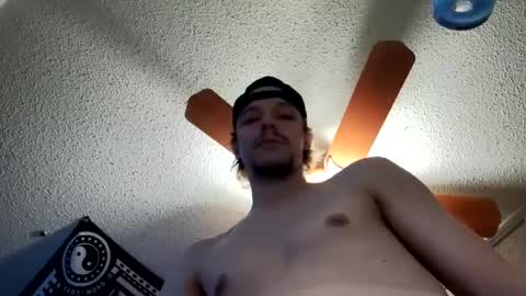 Snapshot of hungtxcock92 chatting on 02-05-25, 02:05 hungtxcock92 online show from 02-05-25, 02:05