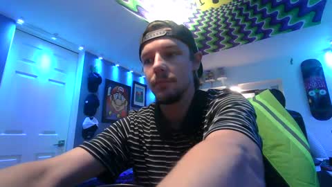 Snapshot of hungtxcock92 chatting on 09-28-25, 01:16 hungtxcock92 online show from 09-28-25, 01:16