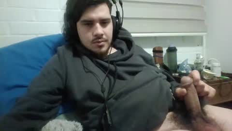 Snapshot of hungweeb chatting on 07-08-26, 04:39 Rod online show from 07-08-26, 04:39