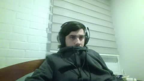 Snapshot of hungweeb chatting on 07-14-26, 04:17 Rod online show from 07-14-26, 04:17