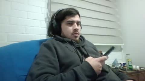Snapshot of hungweeb chatting on 07-16-26, 01:55 Rod online show from 07-16-26, 01:55