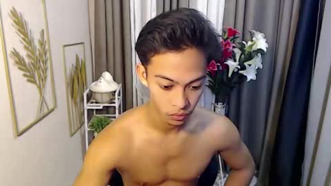 hunk_edward online show from 05-10-26, 06:29