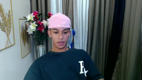hunk_edward online show from 06-26-26, 07:57