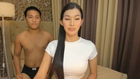 hunkhomerontop online show from 10-14-25, 06:47