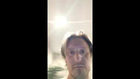 Snapshot of hunksomee chatting on 06-07-26, 04:55 hunksomee online show from 06-07-26, 04:55