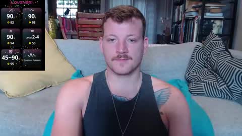 Snapshot of hunky_arthur chatting on 12-27-24, 05:09 Hunky Arthur online show from 12-27-24, 05:09