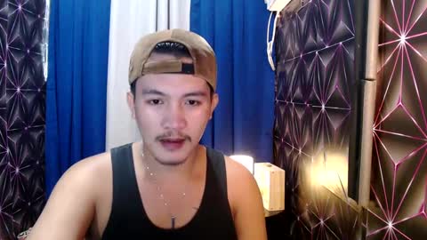 Snapshot of hunkylloyd chatting on 12-17-24, 04:34 hunkylloyd online show from 12-17-24, 04:34