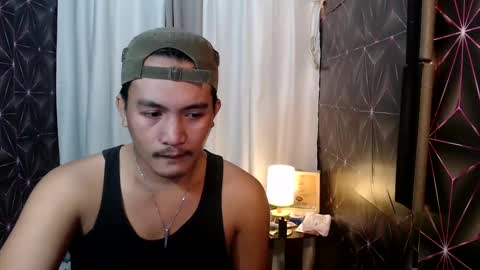 Snapshot of hunkylloyd chatting on 12-26-24, 01:40 hunkylloyd online show from 12-26-24, 01:40